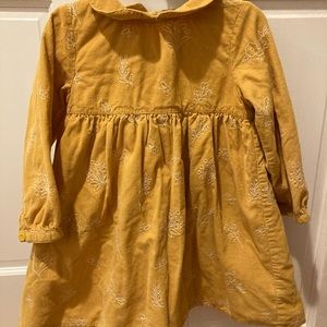 JoJo Maman Bebe mustard color corduroy dress perfect for Fall school days.